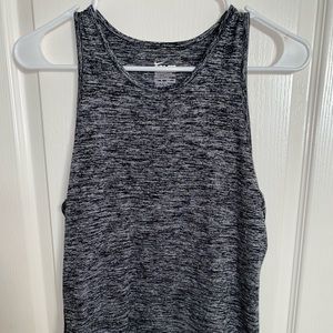 NIKE - Muscle Tank